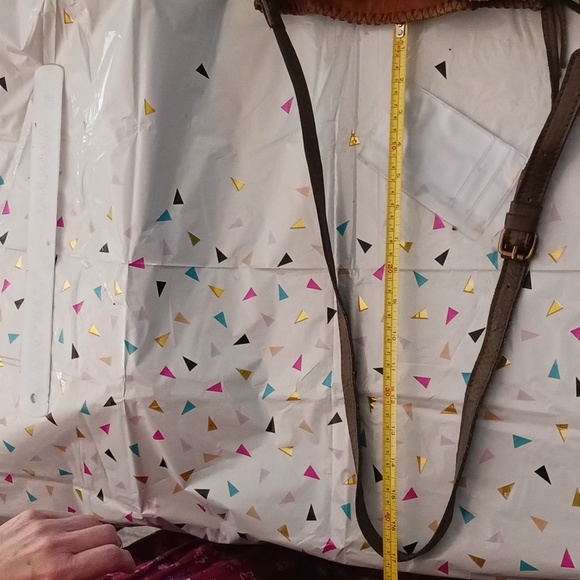 Patricia Nash Drawstring Crossbody Bucket Bag - Picture 10 of 11